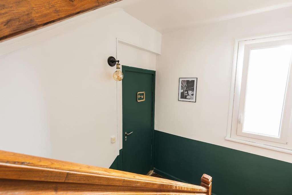 Appartement Cozy En Face De La Gare - 圣布里厄 外观 照片
